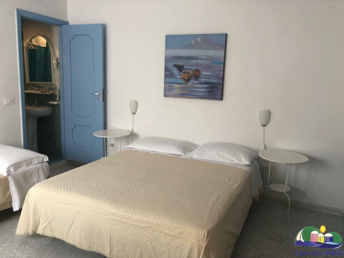 Blu Mare Hotel Ponza Exterior photo